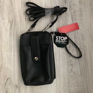 NWT-KELLY & KATIE LOUISE WRISTLET-Black